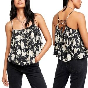 Free PEOPLE hot take cami. Floral. Size S